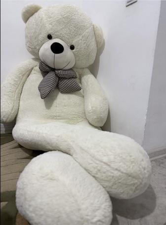 Плюшевый медведь-гигант 2 метровый, в отличном состоянии