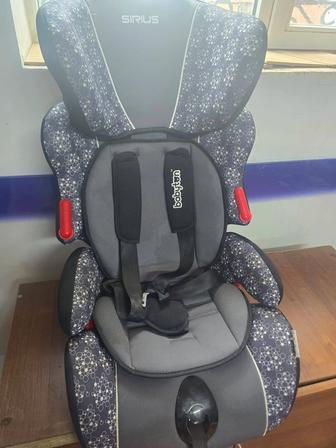 Продам детское авто кресло