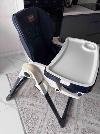 Детский стульчик для кормления