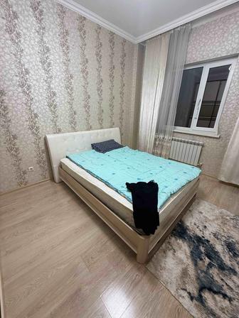 Кровать и диван