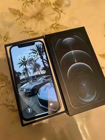 iPhone 12 Pro в хорошем состоянии
