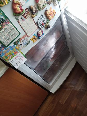 Продам холодильник