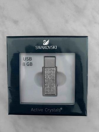 Флешка Swarovski Active Crystals 8 GB (новая, оригинал)