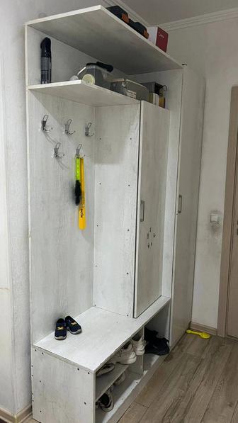 Шкаф для прихожей