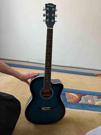 Продам гитару