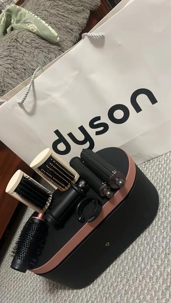 Продам свой Dyson
Пользовалась всего 4 раза