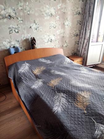 Продам спальный гарнитур