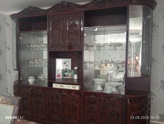 Стенка, сервант