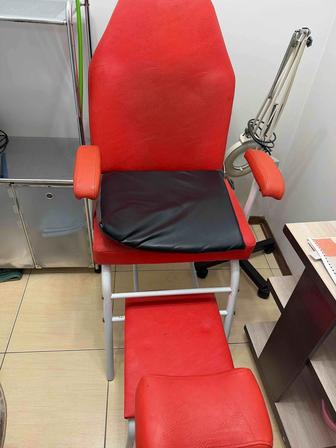 Продам педикюрное кресло