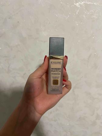 Тональный крем от Eveline