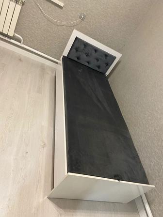 Кровати с мягкой спинкой