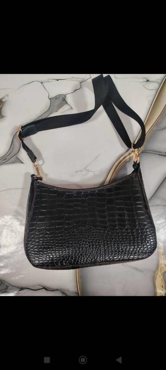 Сумка багет таза теріден жасалған