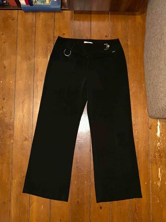 Женские брюки и юбка 50-56 размер