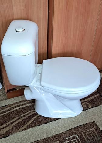 Унитаз в отличном состоянии б/у