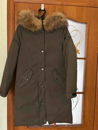 Продам зимнюю куртку парку