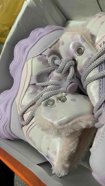 Зимние сапоги