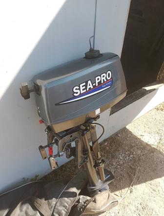 Продам лодку ПВХ Аква 2600 с мотором sea pro 2,6. Цена 300 000 тн. Торг.