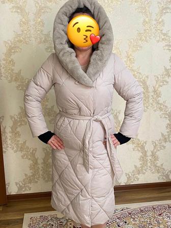 Куртка светлая длинная