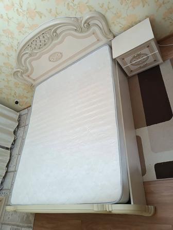 ПРОДАМ СРОЧНО
Кровать (с матрасом) и тумба для спальни Лара