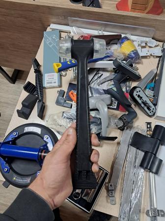 Замена Ручек и навесов на окнах