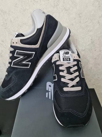 Кроссовки женские New Balance 574 Core. Новые. Размер EU 41.5