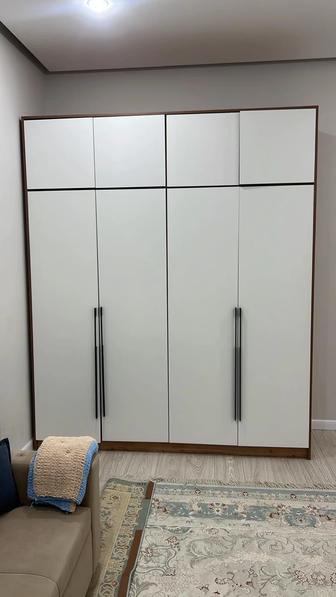 Продам шкаф