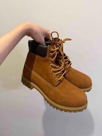 Продам мужские ботинки тимберленд