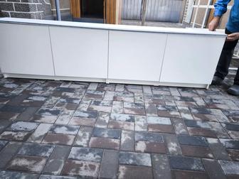 Продам торговое оборудование ,полки , шкафы,экономпанель