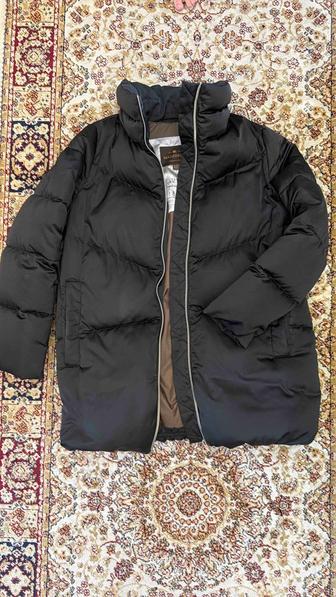 Продам пуховик Madzerini