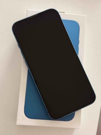Продам IPhone 13