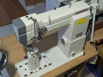 Колонковая швейная машина