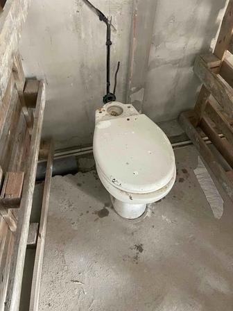 Продам унитаз