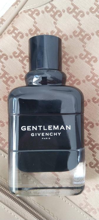 Продам одеколон Givenchy Gentleman