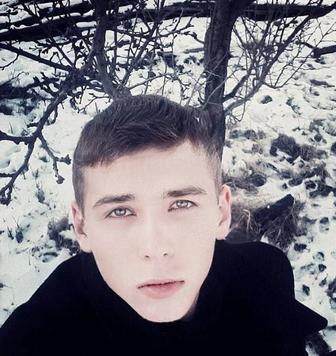 сборщик мебели