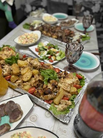 Учу готовить европейские и азиатские блюда.