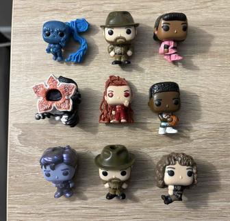 Фигурки Очень странные дела Киндер игрушки