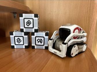 Anki Cozmo робот