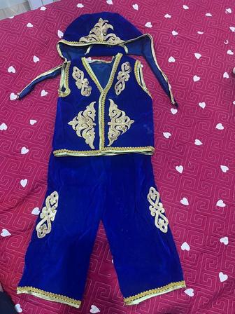 Продаю казахский национальный костюм