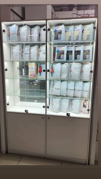 Витрина с подсветкой