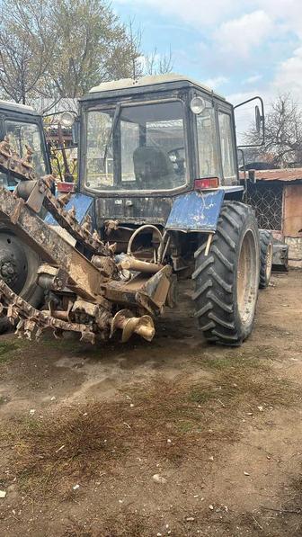 Рытьё траншеи, траншеекопатель