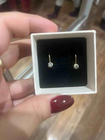 Продам серьги детские