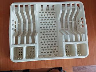 (СРОЧНО) Кухонная посуда и подставка