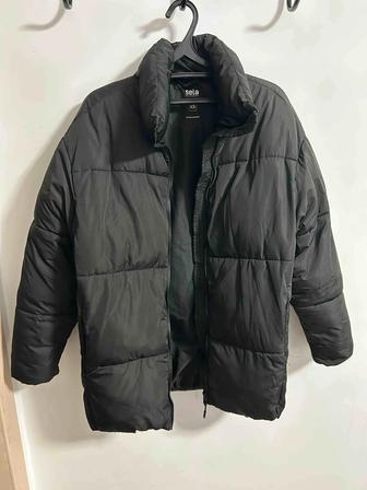 Продам женскую зимнюю куртку!