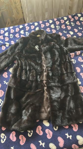 Продам шубу норковую