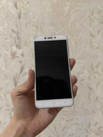 Смартфон Xiaomi Redmi 4X