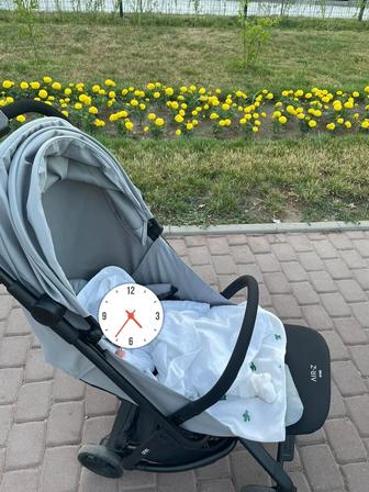 Продаю коляску anex air-z в хорошем состоянии,как новая!