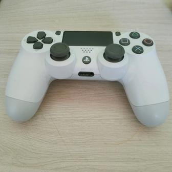 Sony PlayStation 4, Джастик, GamePad