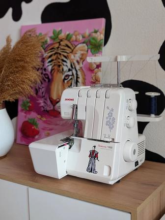 Продам оверлок