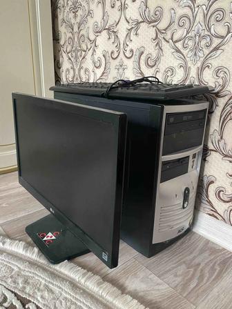 Компьютер и монитор