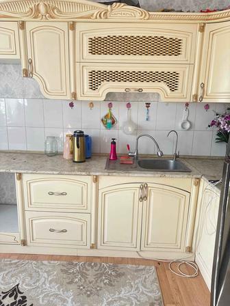 Кухонный гарнитур слоновая кость королевский